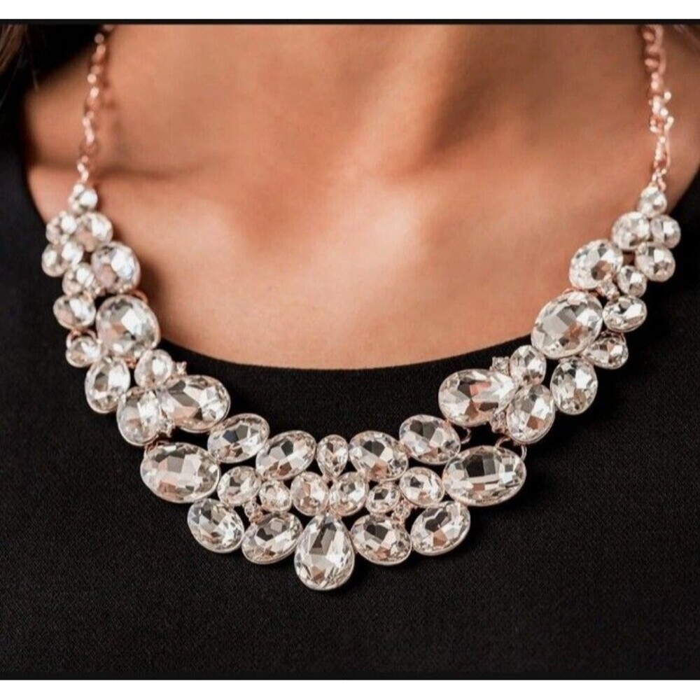 Necklace - Picture 3 of 4